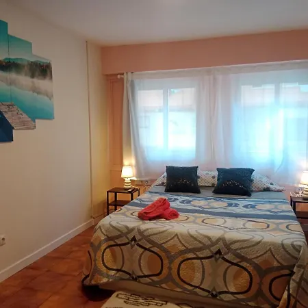 Amroom - Bed & Breakfast Santander
