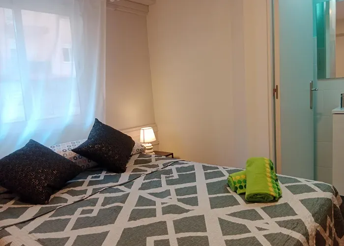 Alojamento de Acomodação e Pequeno-almoço Amroom - 3*